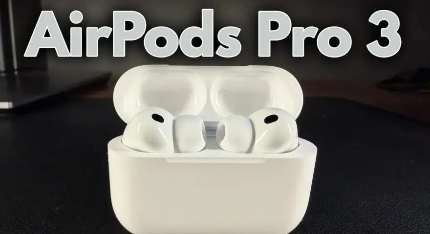 Vita Airpods Pro 3 i sitt laddningsfodral, redo för nästa ljudupplevelse.