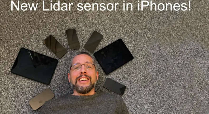 Man med glasögon omgiven av iPhones och iPads. Texten "New Lidar sensor in iPhones!" syns.