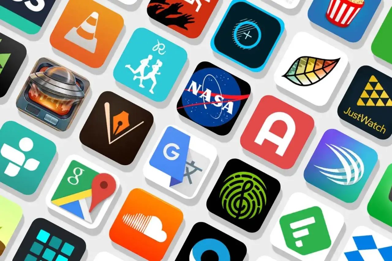 En samling ikoner f&ouml;r gratis appar f&ouml;r Android, inklusive Google Maps, NASA och en kon.