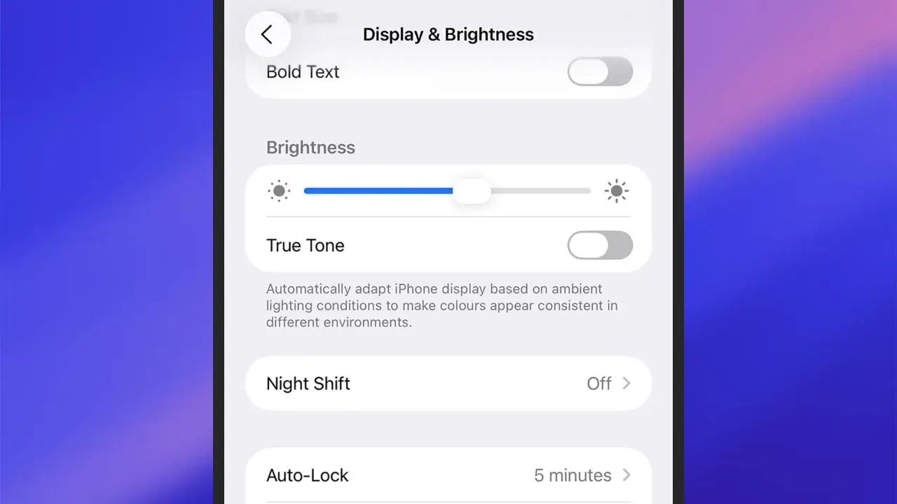 Inst&auml;llningar f&ouml;r sk&auml;rm och ljusstyrka p&aring; iPhone. Justera ljusstyrkan f&ouml;r att spara batteri iPhone.
